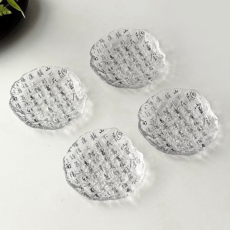 Platos de Cristal con Caligrafía China – Set Decorativo y de Vajilla 4 platos